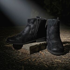 AEROSOLES Midnight Black Women's Ankle Boots Size 8